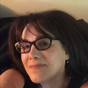 Meet your Posher, Vvictoria